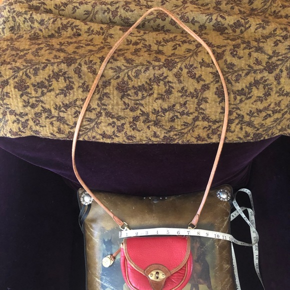 ‼️SOLD‼️🌻🦆 VINTAGE DooneyBourke Belt Bag🌻🦆 - Picture 9 of 11